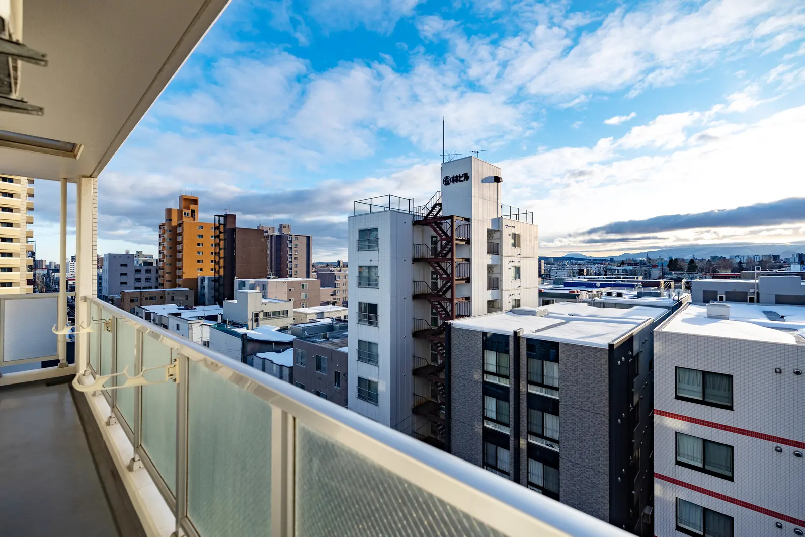 Cozy Stay Sapporo Hongodori 605 — バルコニー