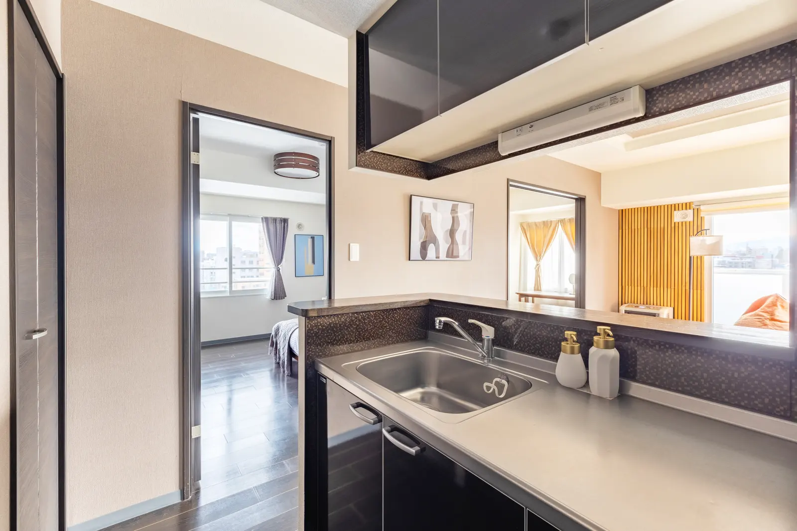 Cozy Stay Sapporo Hongodori 605 — 605号室